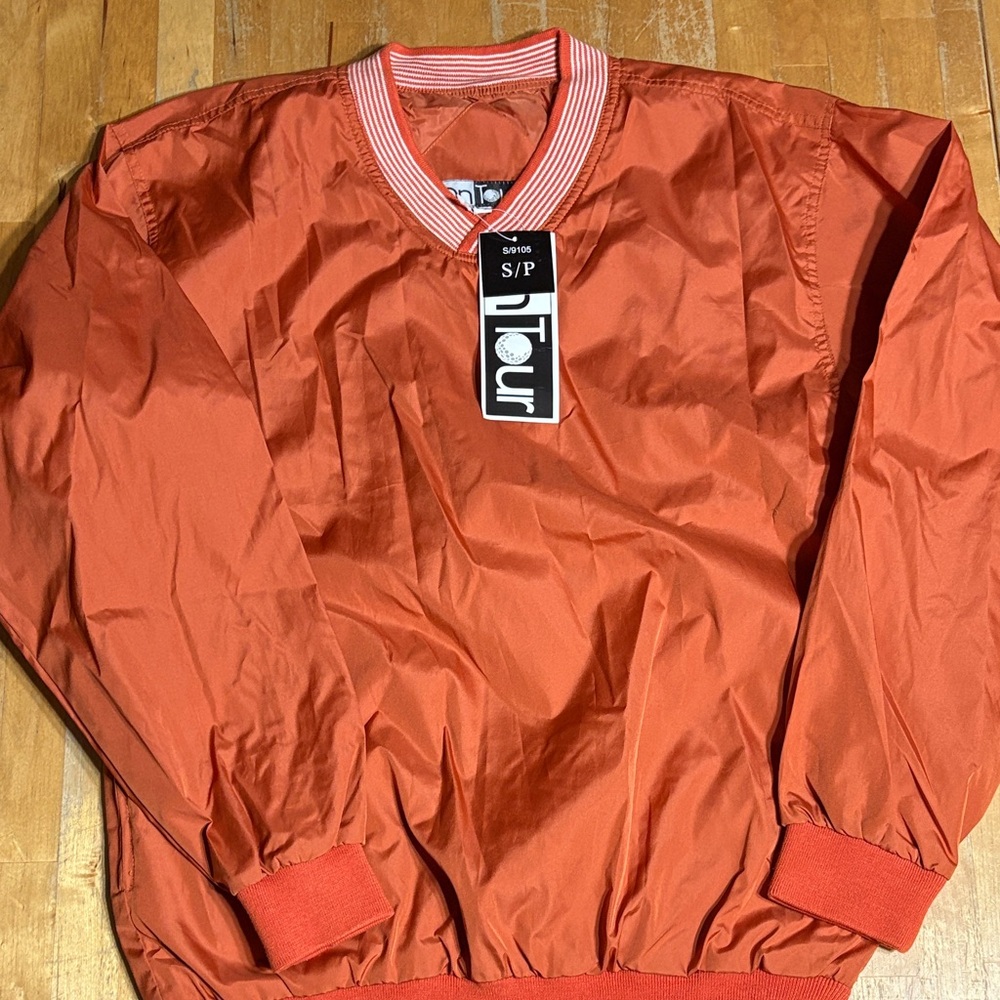 NWT OnTour pullover windbreaker